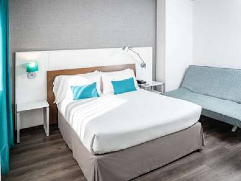 Ibis Styles A Coruna 2