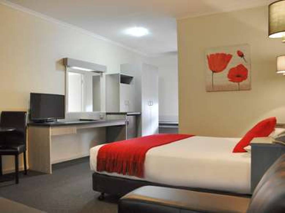 Ibis Styles Adelaide Manor 5