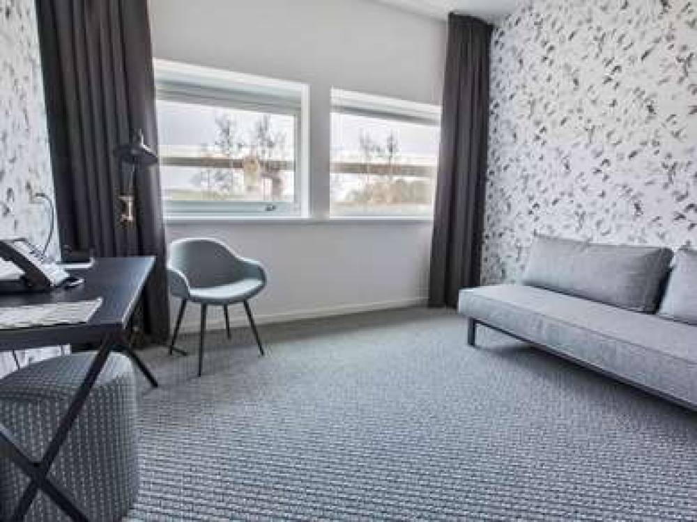 Ibis Styles Amsterdam Airport 8