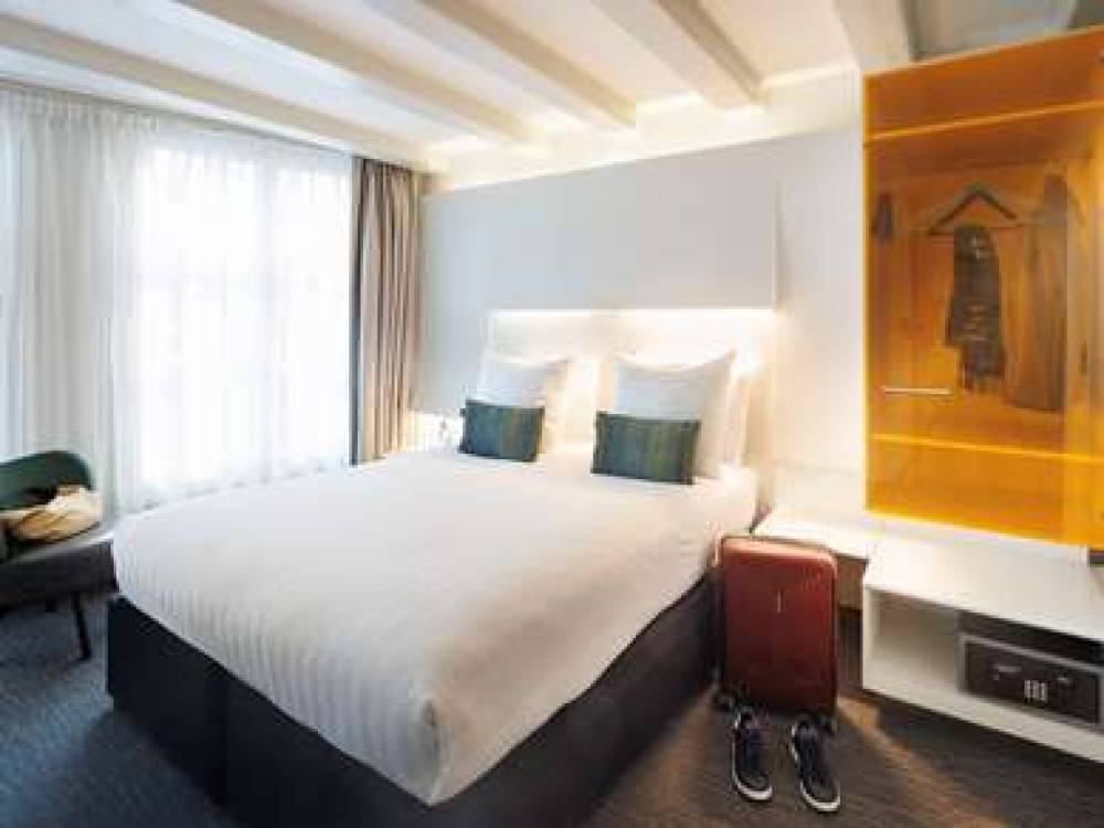 Ibis Styles Amsterdam Central Station 5