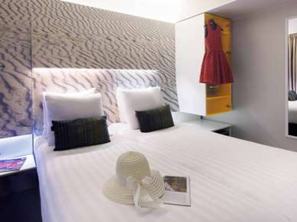 Ibis Styles Amsterdam Central Station 7