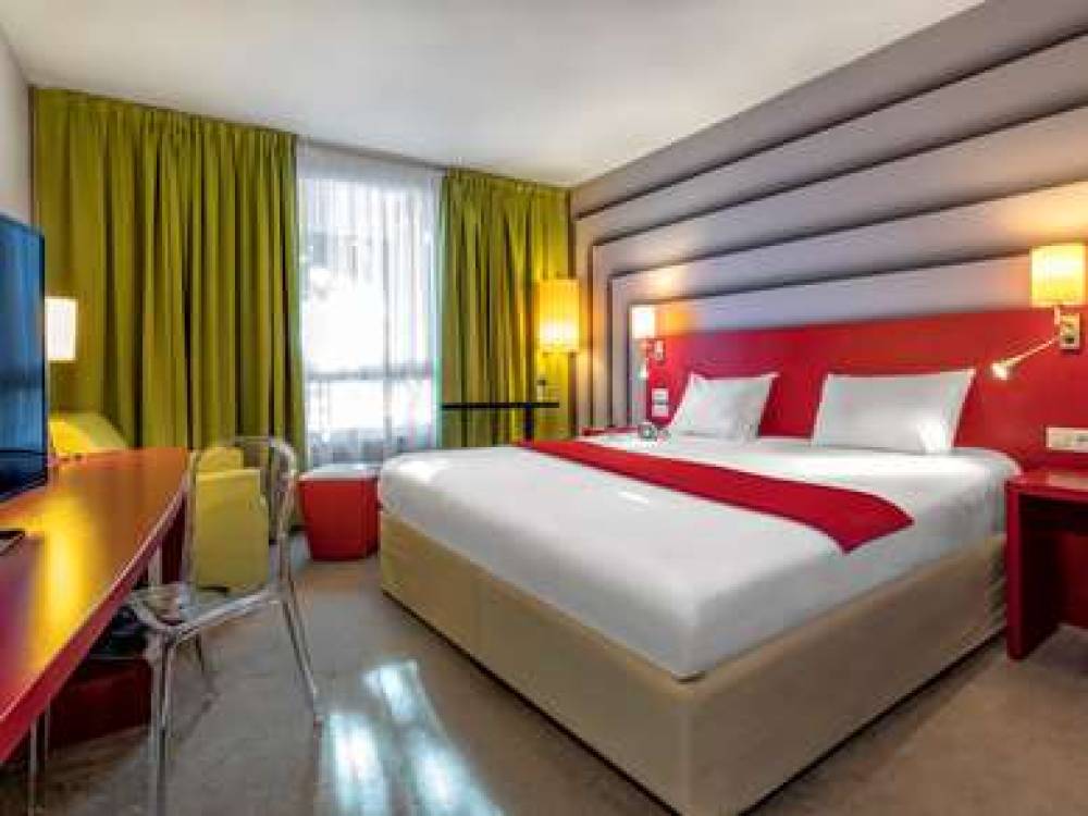 Ibis Styles Avignon Sud 8