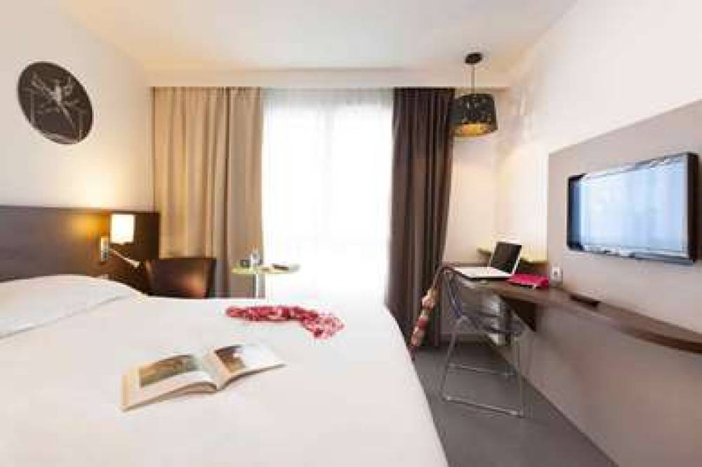 Ibis Styles Beaune Centre 6