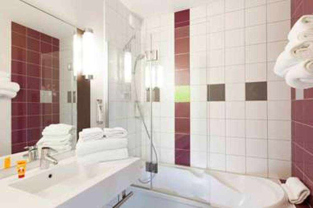 Ibis Styles Beaune Centre 8