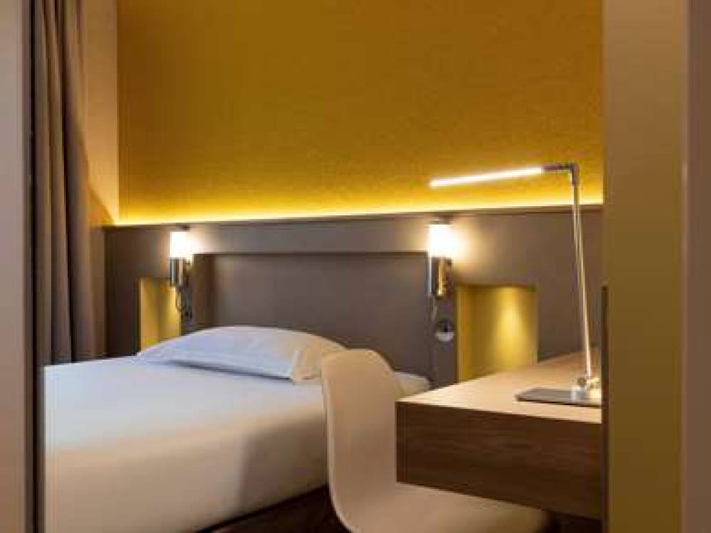 Ibis Styles Bourg La Reine 6