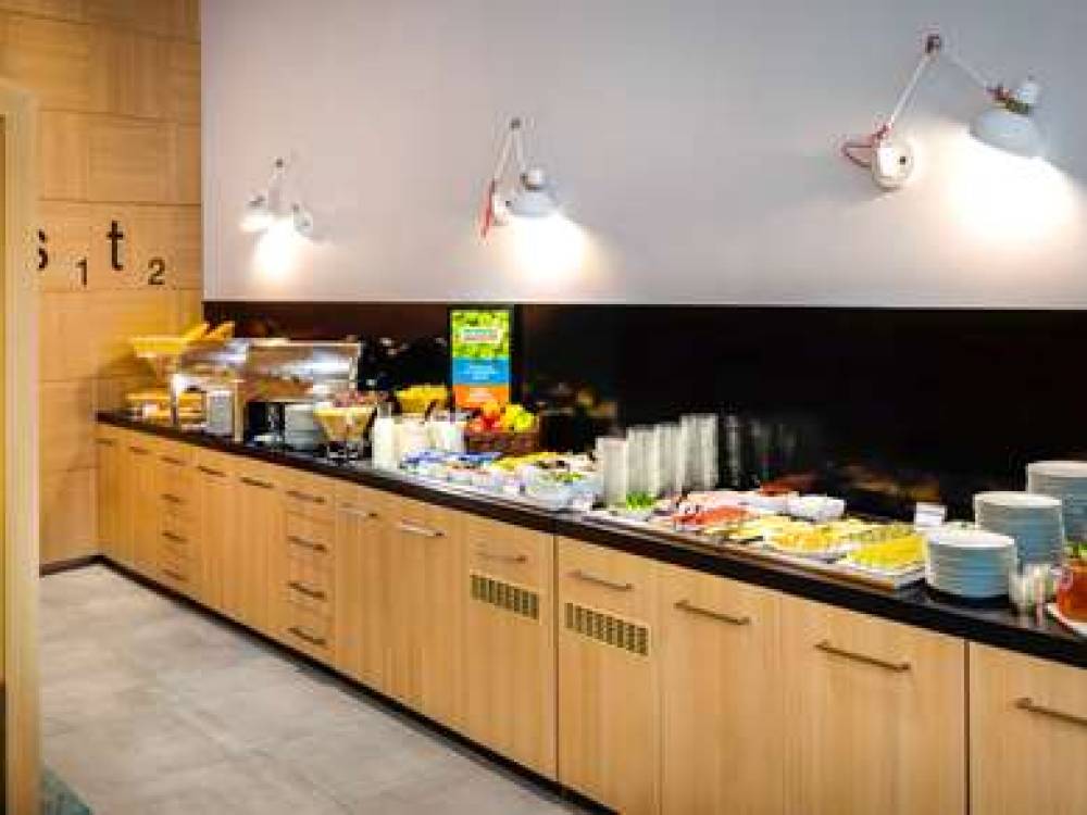 Ibis Styles Budapest Center 9