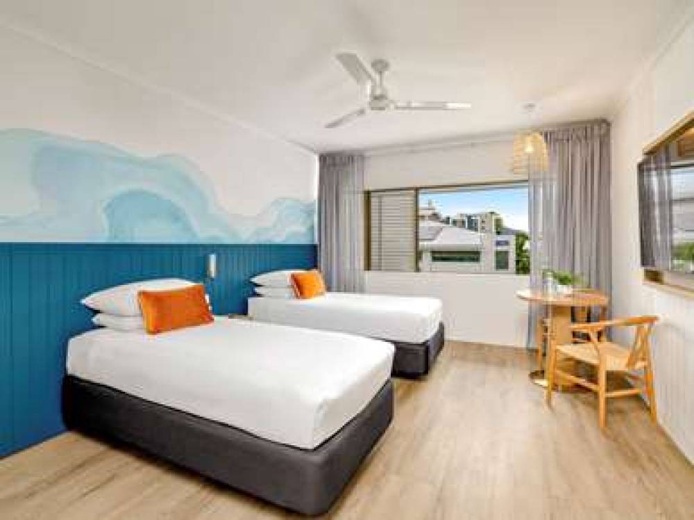 Ibis Styles Cairns 4