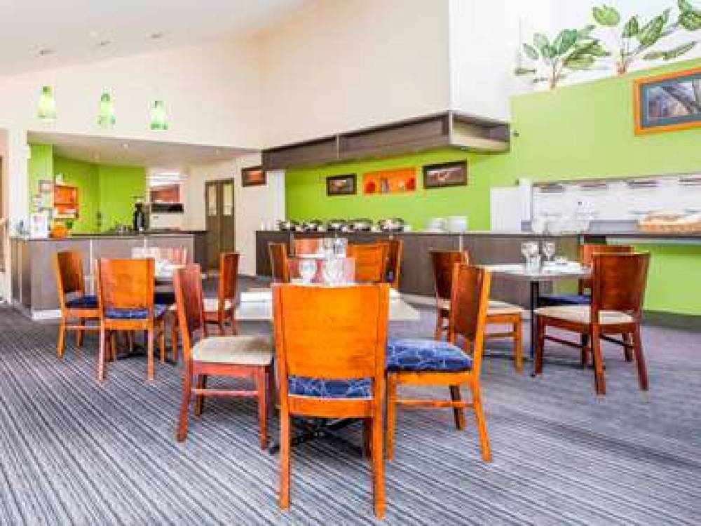 Ibis Styles Canberra Eaglehawk 6