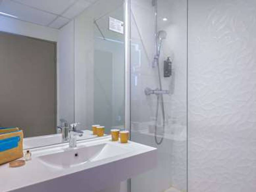 Ibis Styles Cannes Le Cannet 9