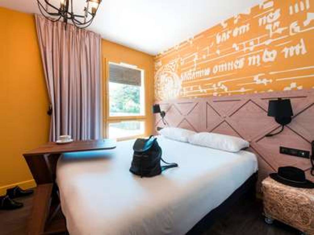 IBIS STYLES CARCASSONNE CITE 5