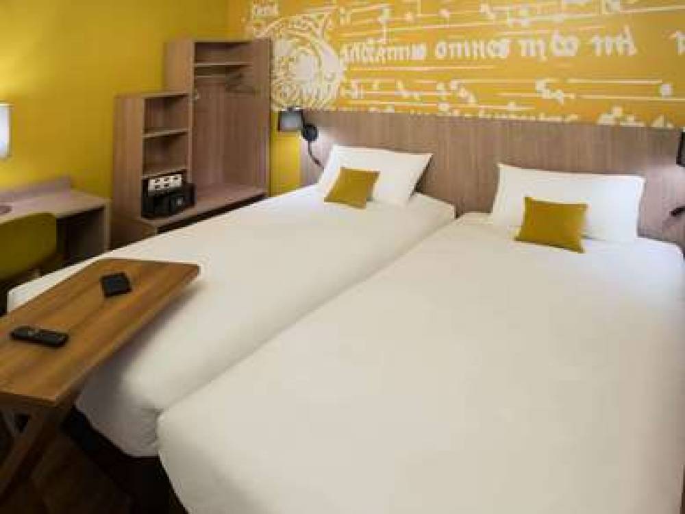 IBIS STYLES CARCASSONNE CITE 8