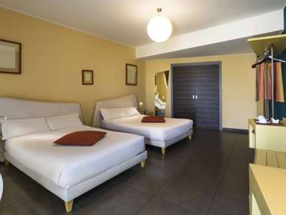 Ibis Styles Catania Acireale 7