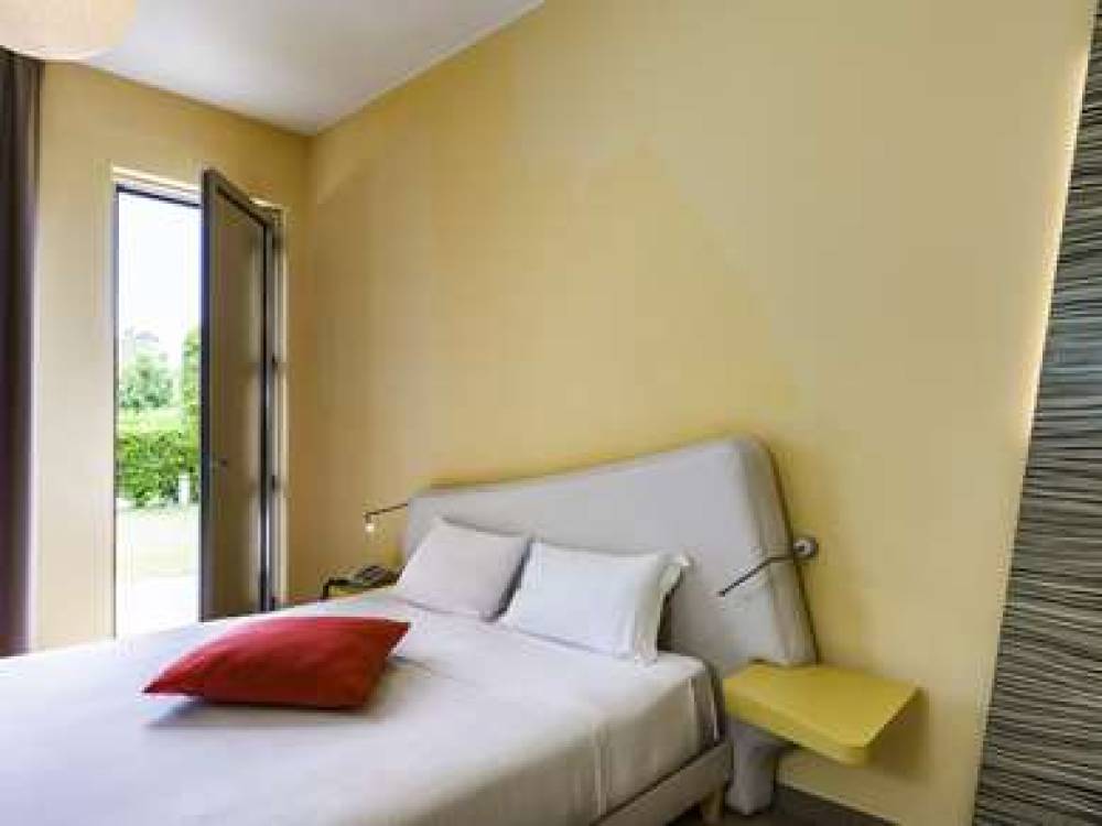 Ibis Styles Catania Acireale 6