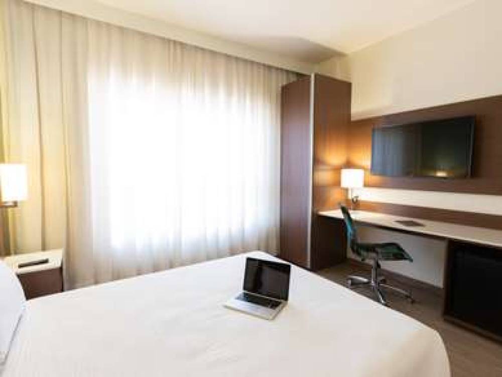 Ibis Styles Curitiba Aeroporto 8