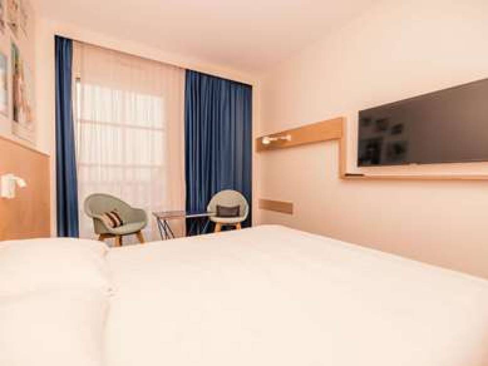 Ibis Styles Deauville Villers Plage 10