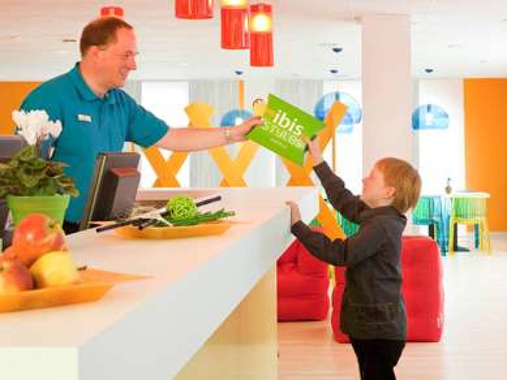 Ibis Styles Duesseldorf Neuss 4