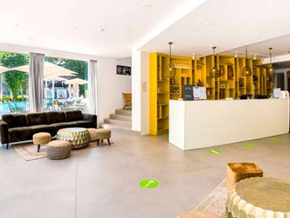 Ibis Styles Golden Sands Roomer Hotel