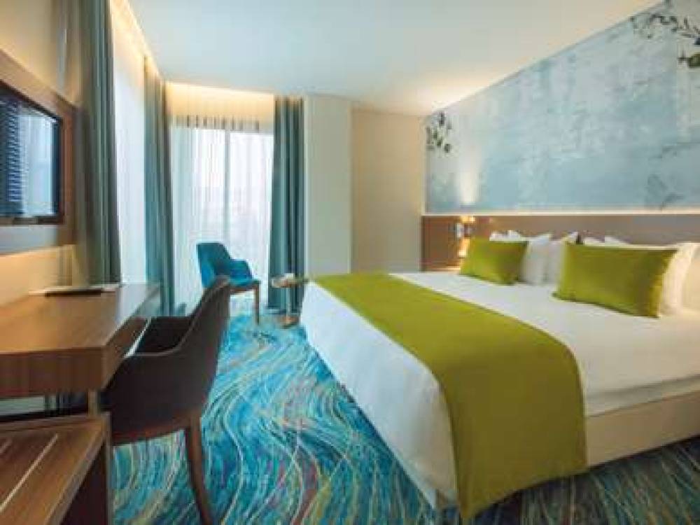 IBIS STYLES IZMIR BORNOVA 8