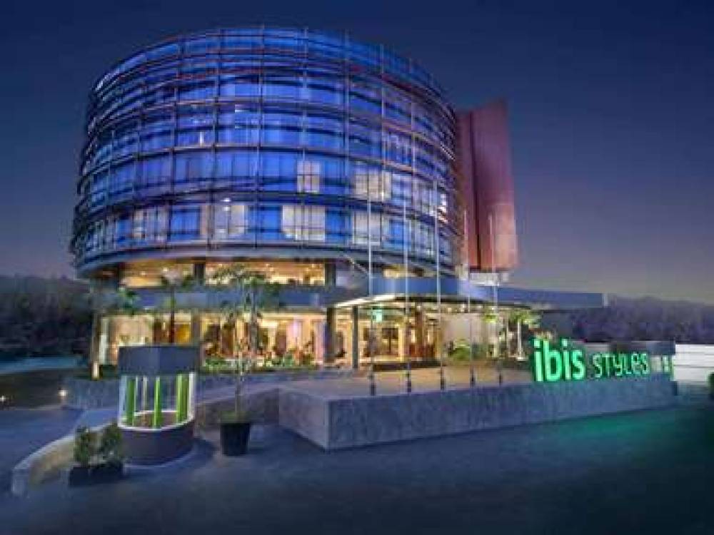 Ibis Styles Jakarta Airport 3