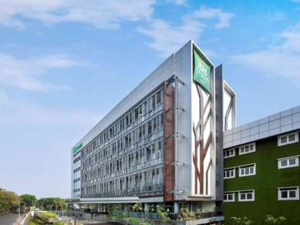 Ibis Styles Jakarta Sunter 2