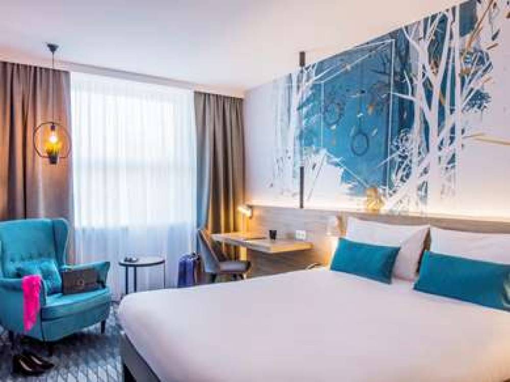 Ibis Styles Krakow Santorini 10