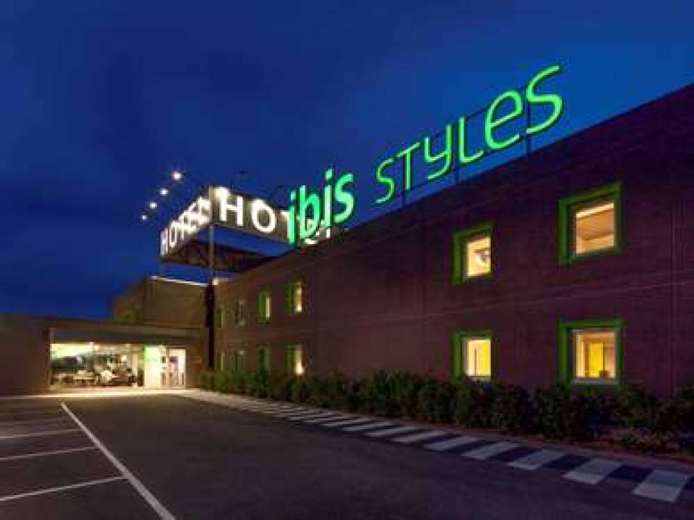 Ibis Styles Lleida Torrefarrera 3