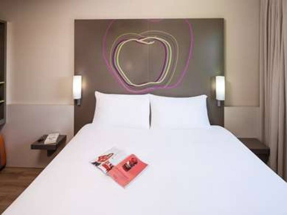 Ibis Styles Lleida Torrefarrera 6