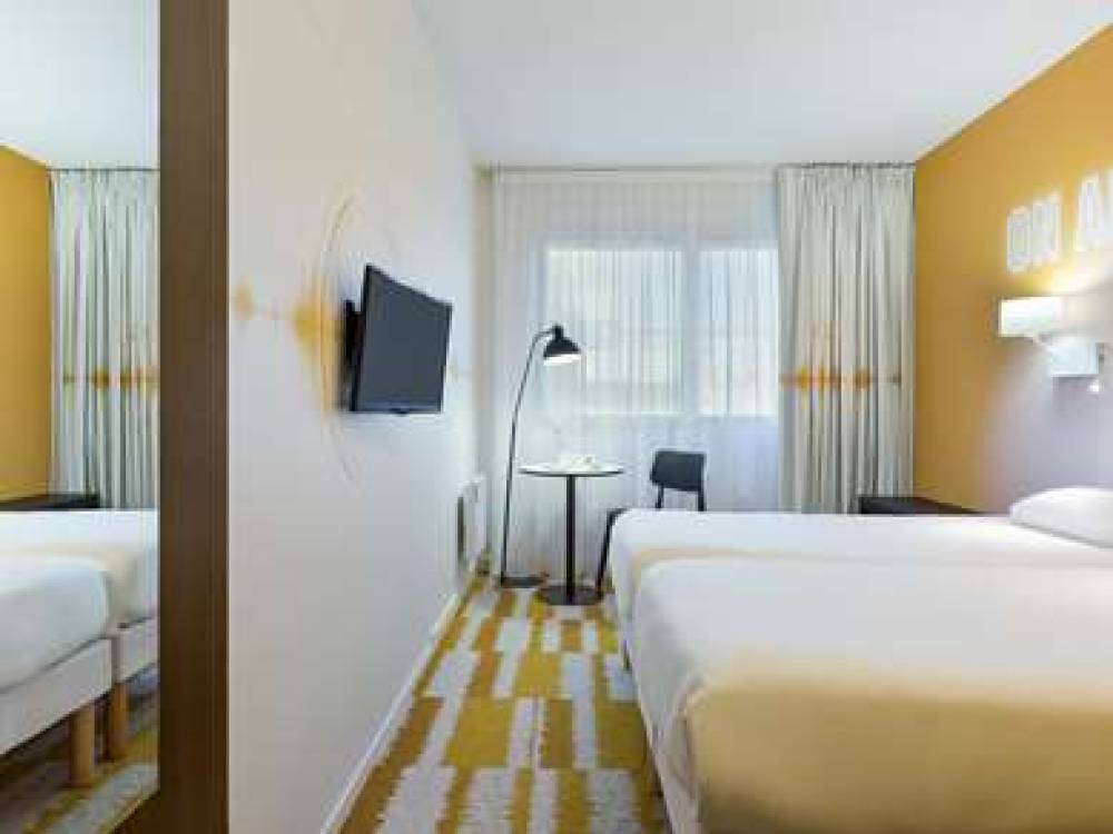 IBIS STYLES MASSY OPERA 8