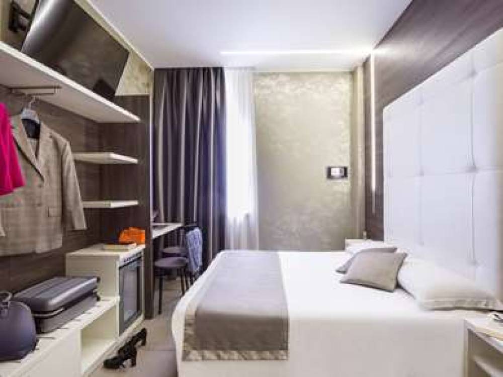 Ibis Styles Milano Centro 8