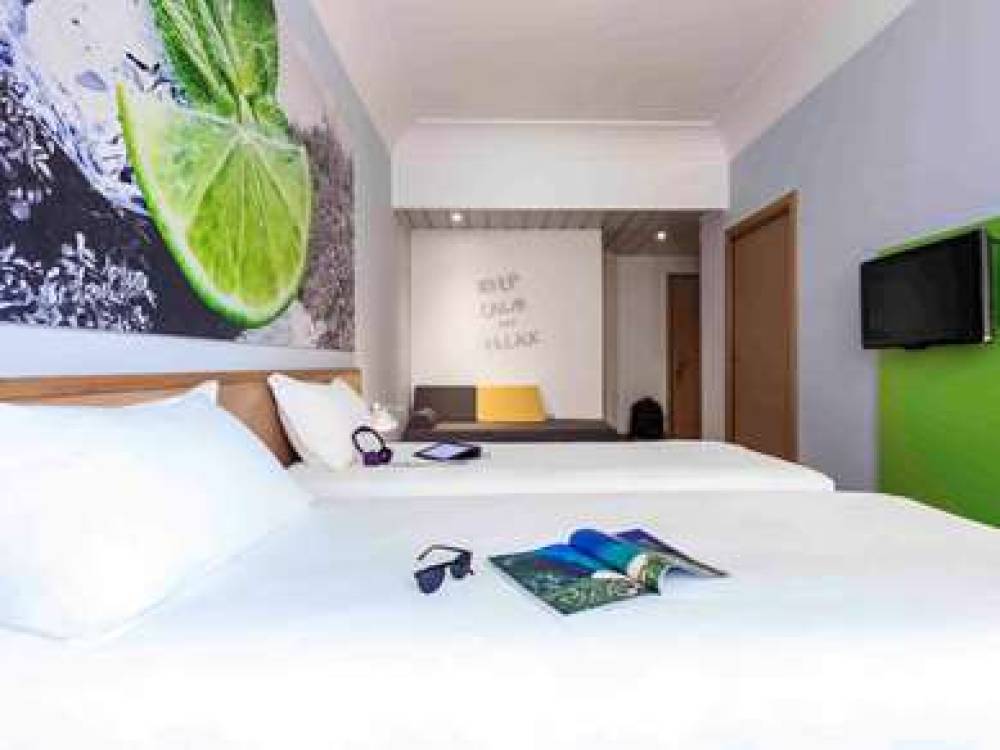 Ibis Styles Napoli Garibaldi 8