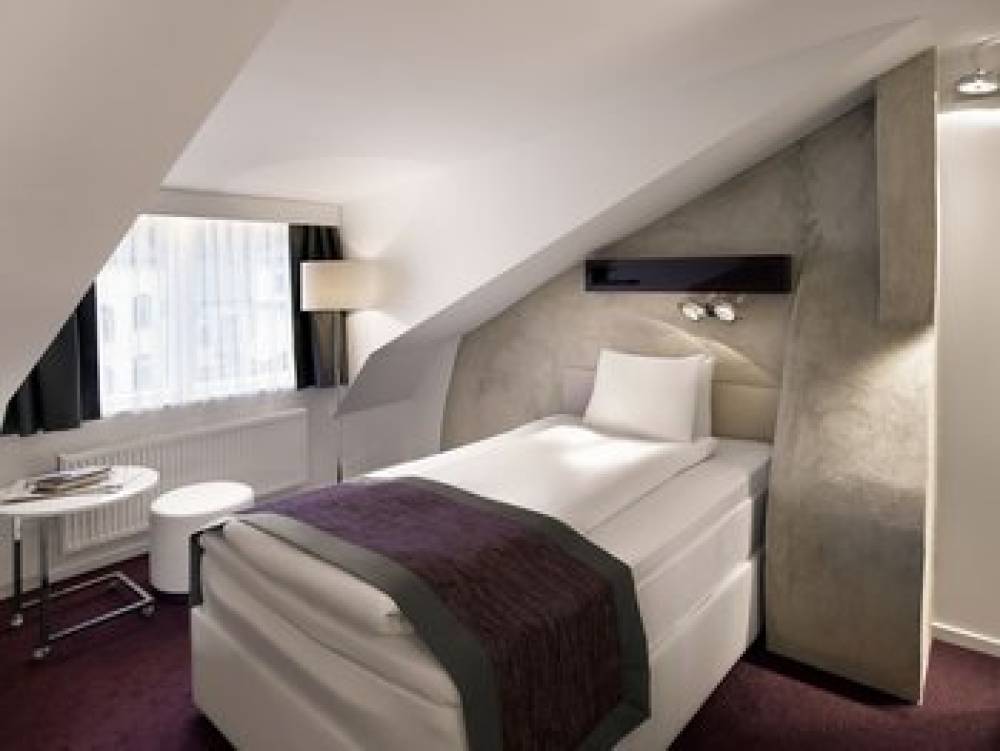 Ibis Styles Stockholm Odenplan 8