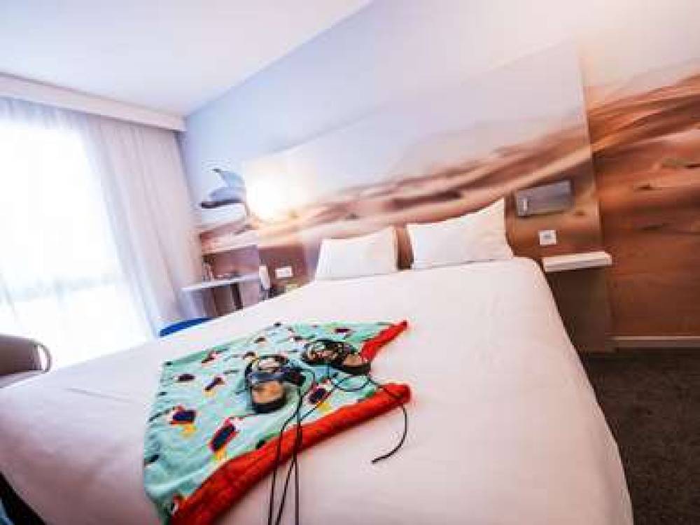 Ibis Styles Toulon Centre Port 6