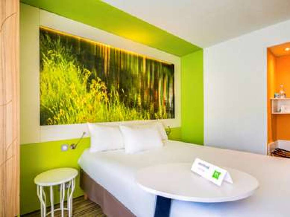 Ibis Styles Toulouse Labege 8