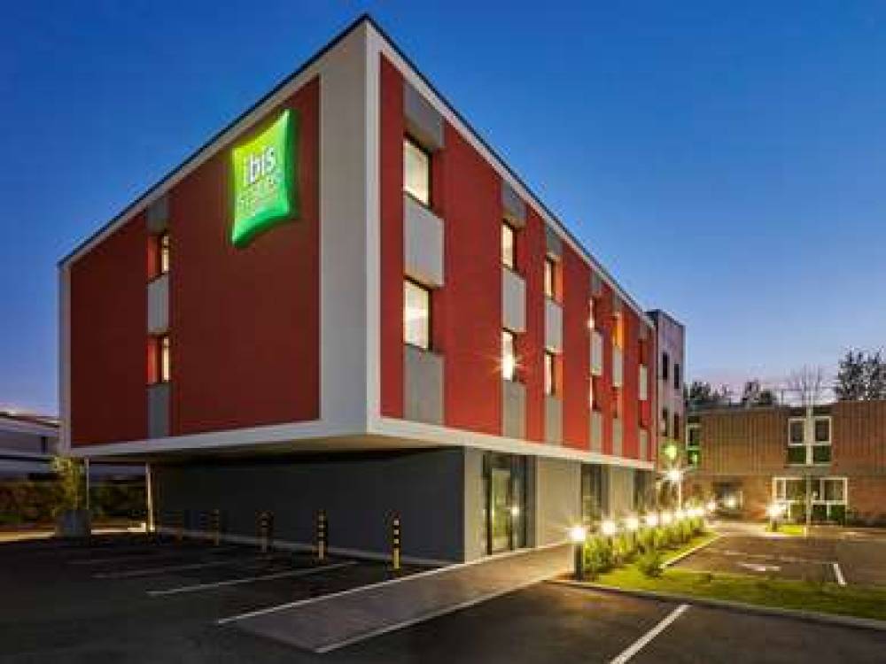 Ibis Styles Evry Lisses 3