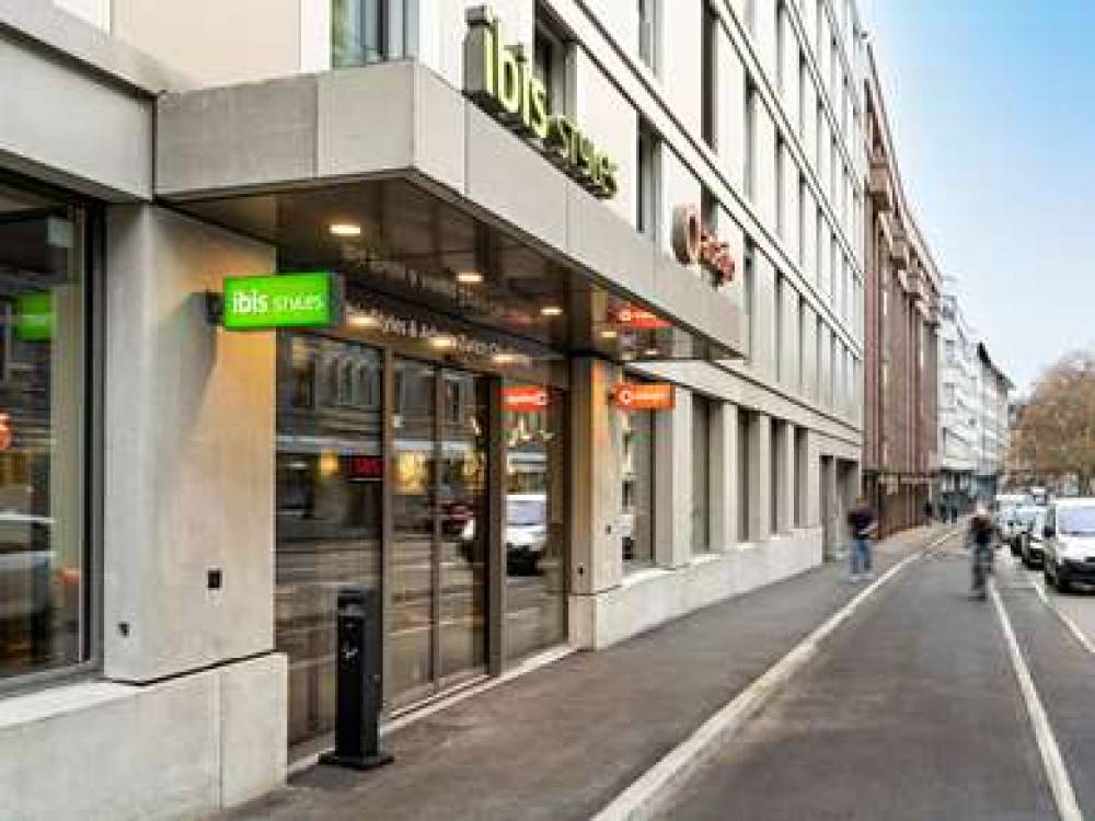 Ibis Styles Zurich City Center 2