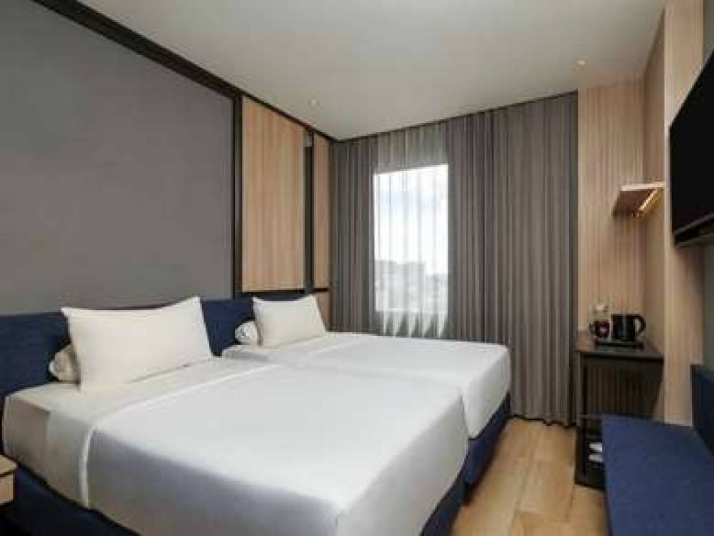 Ibis Surabaya Tidar 4