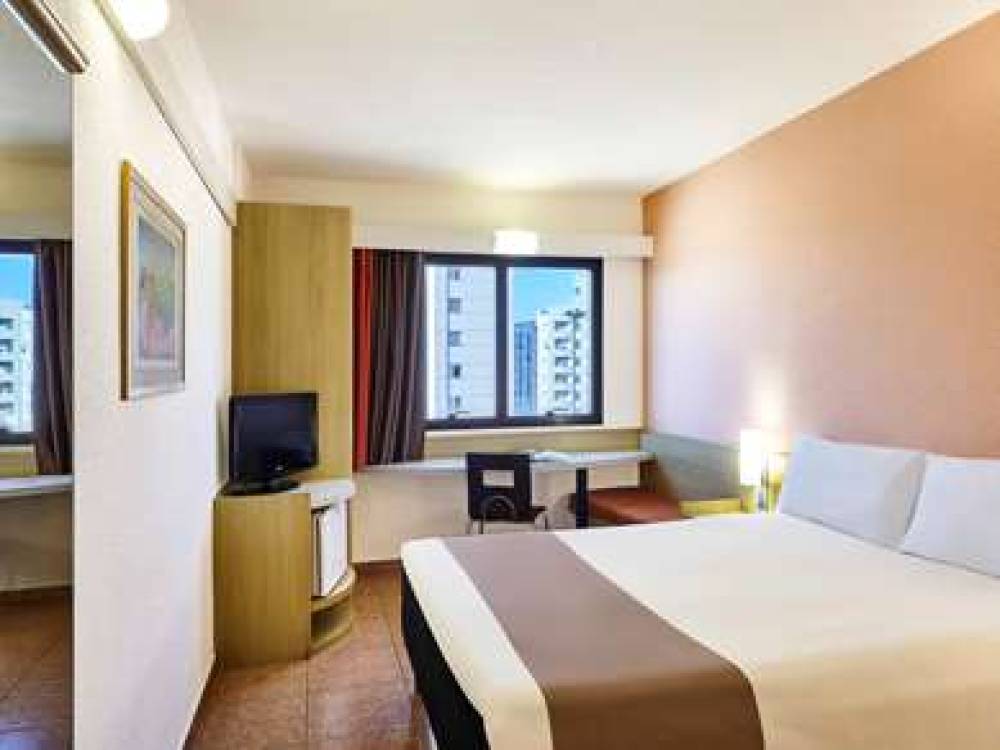 Ibis Taubate 6