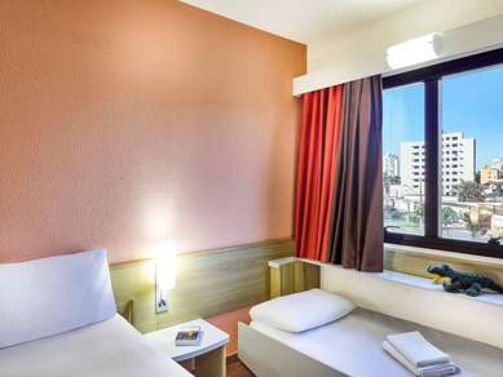 Ibis Taubate 10