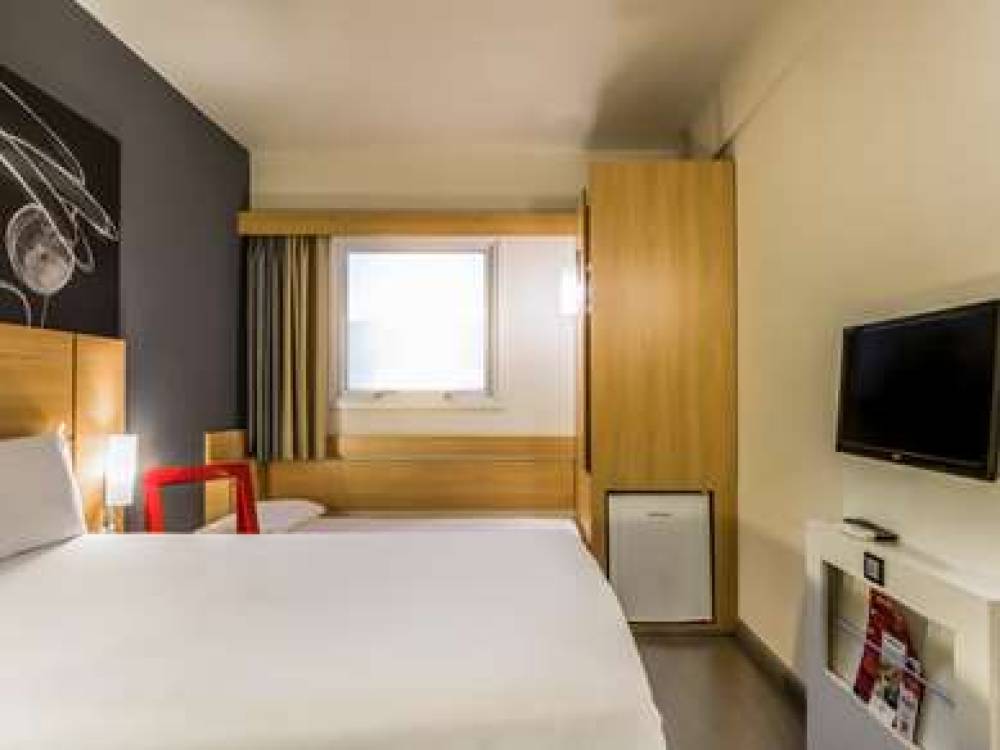 Ibis Uberaba 10