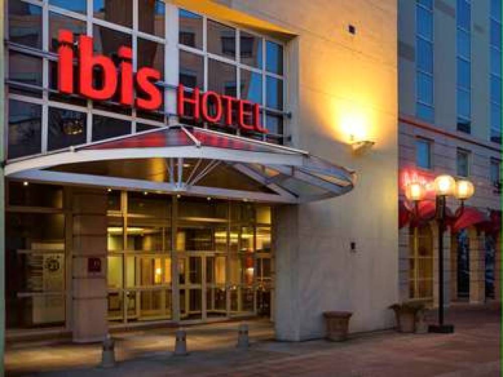 Ibis Vichy 3