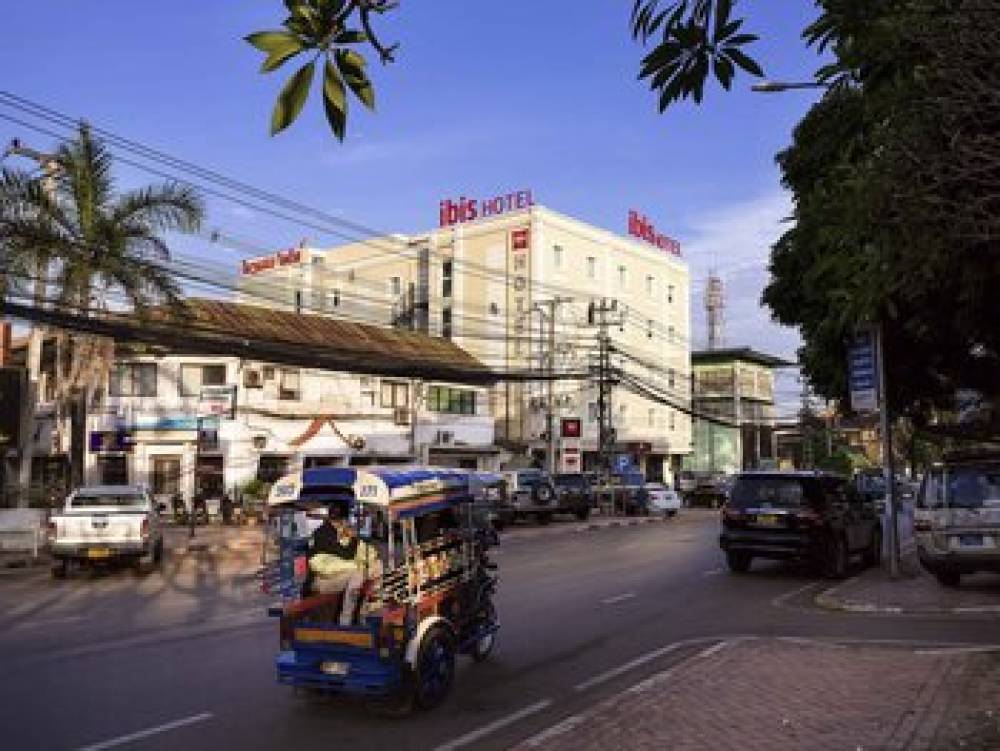 Ibis Vientiane Nam Phu 2