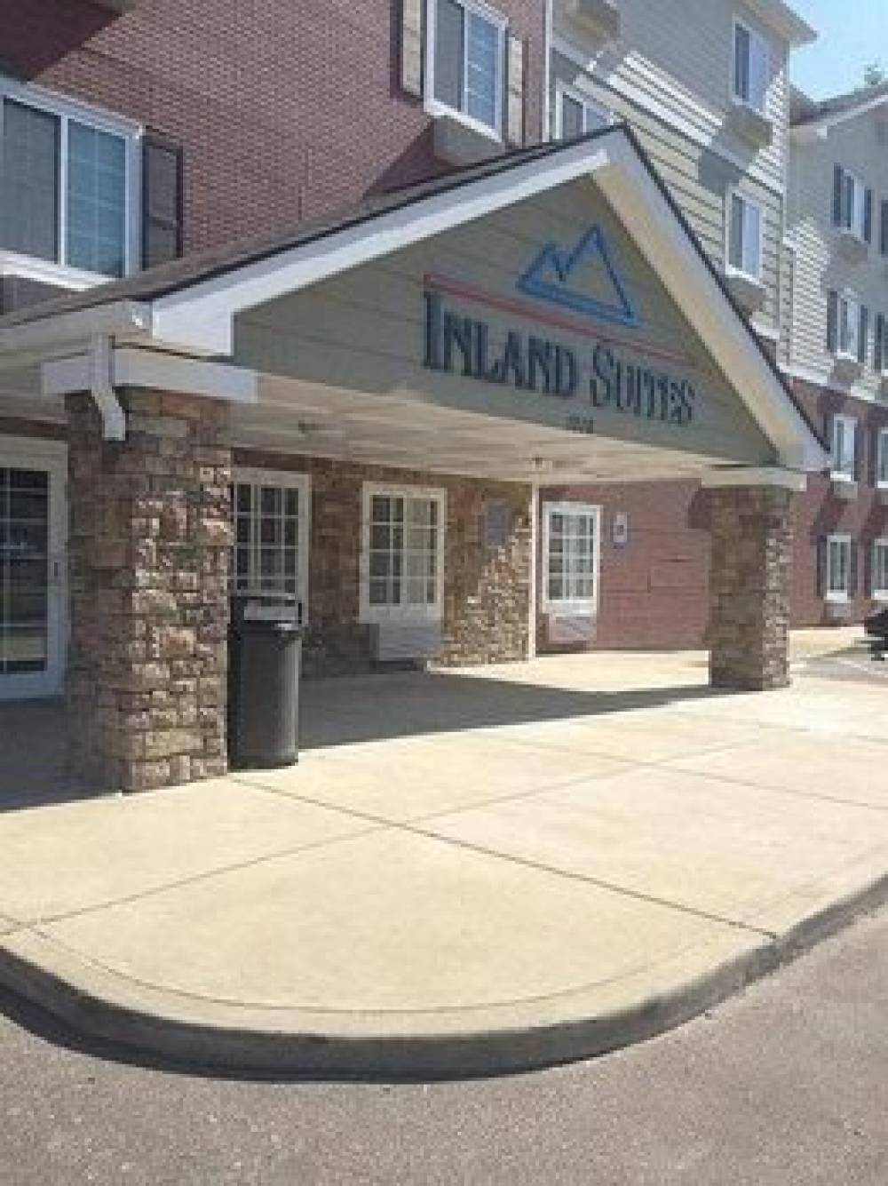 Inland Suites Winchester