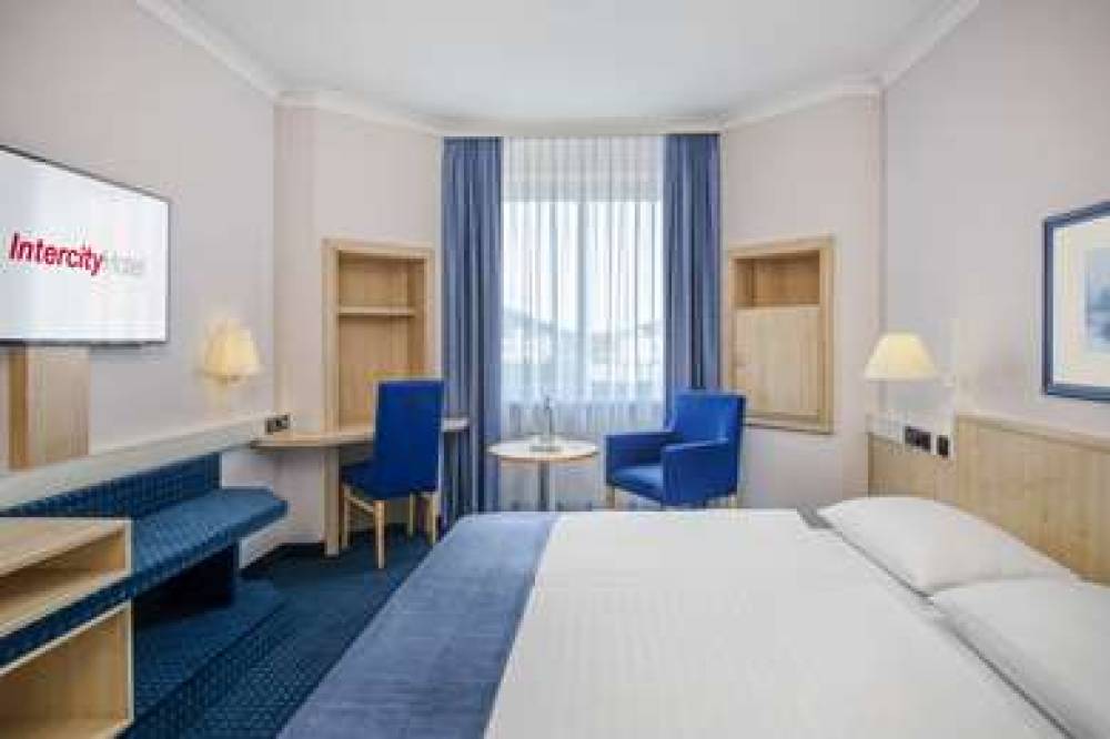 INTERCITYHOTEL ERFURT 8