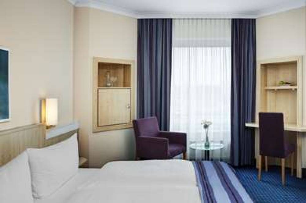 INTERCITYHOTEL KIEL 10