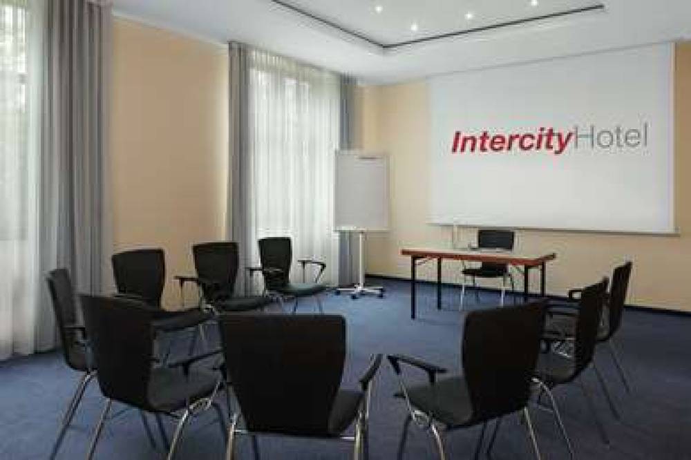 INTERCITYHOTEL MAGDEBURG 4