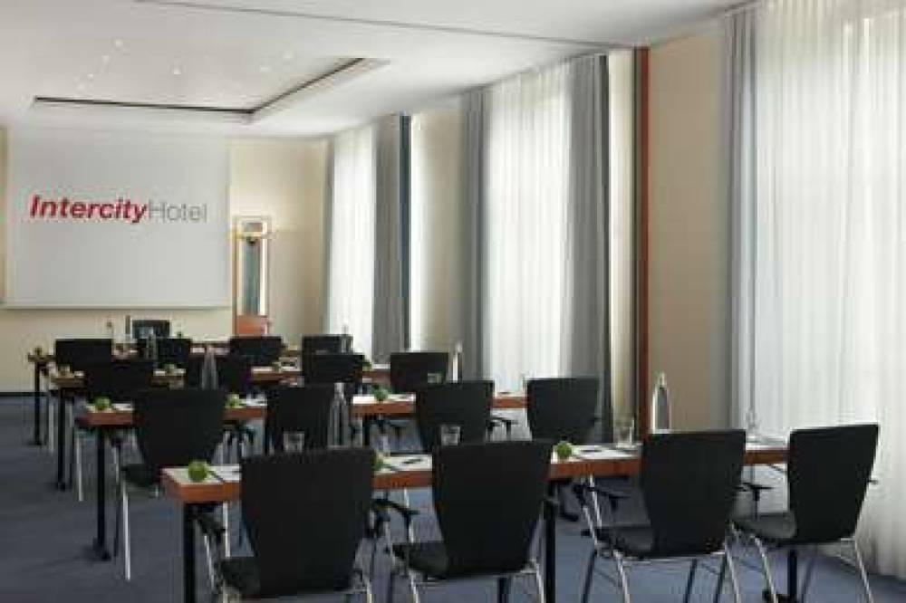 INTERCITYHOTEL MAGDEBURG 3