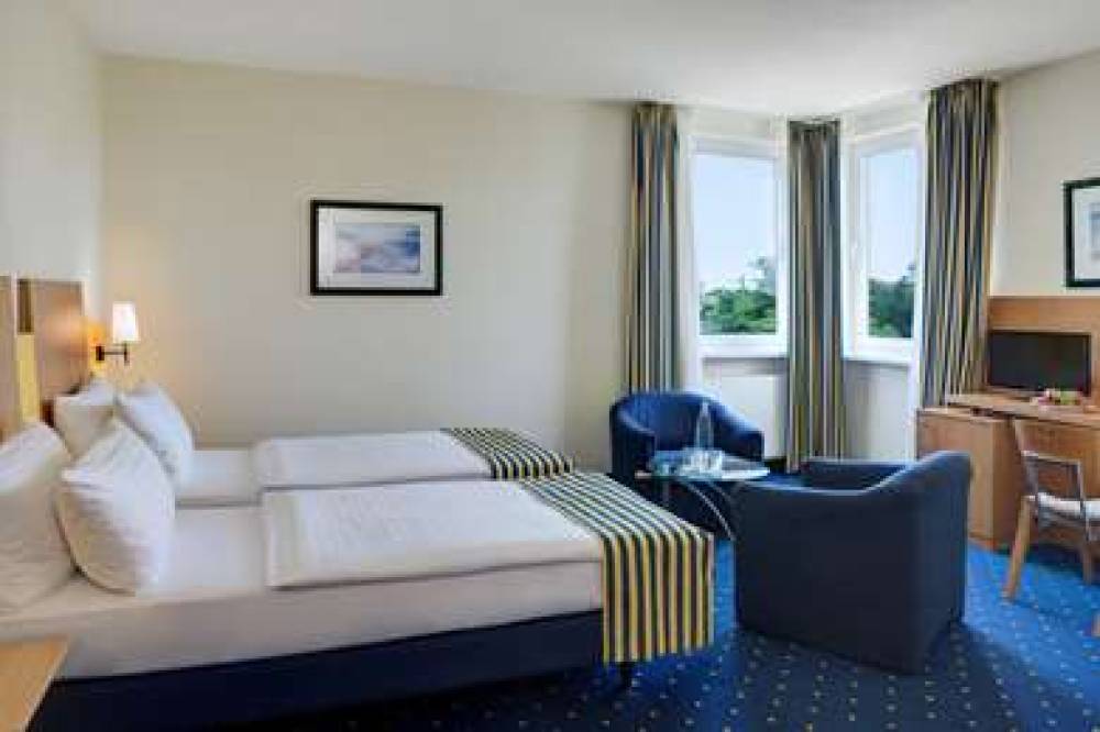 INTERCITYHOTEL STRALSUND 9