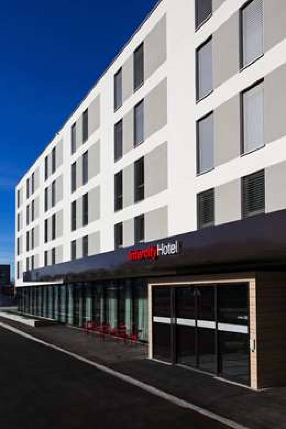 Intercityhotel Zurich Airport