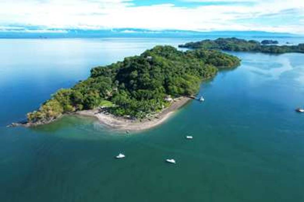 Isla Chiquita 1