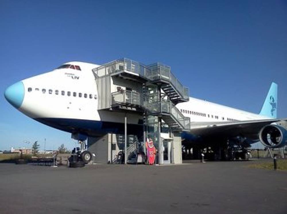 Jumbo Stay Airplane Hotel